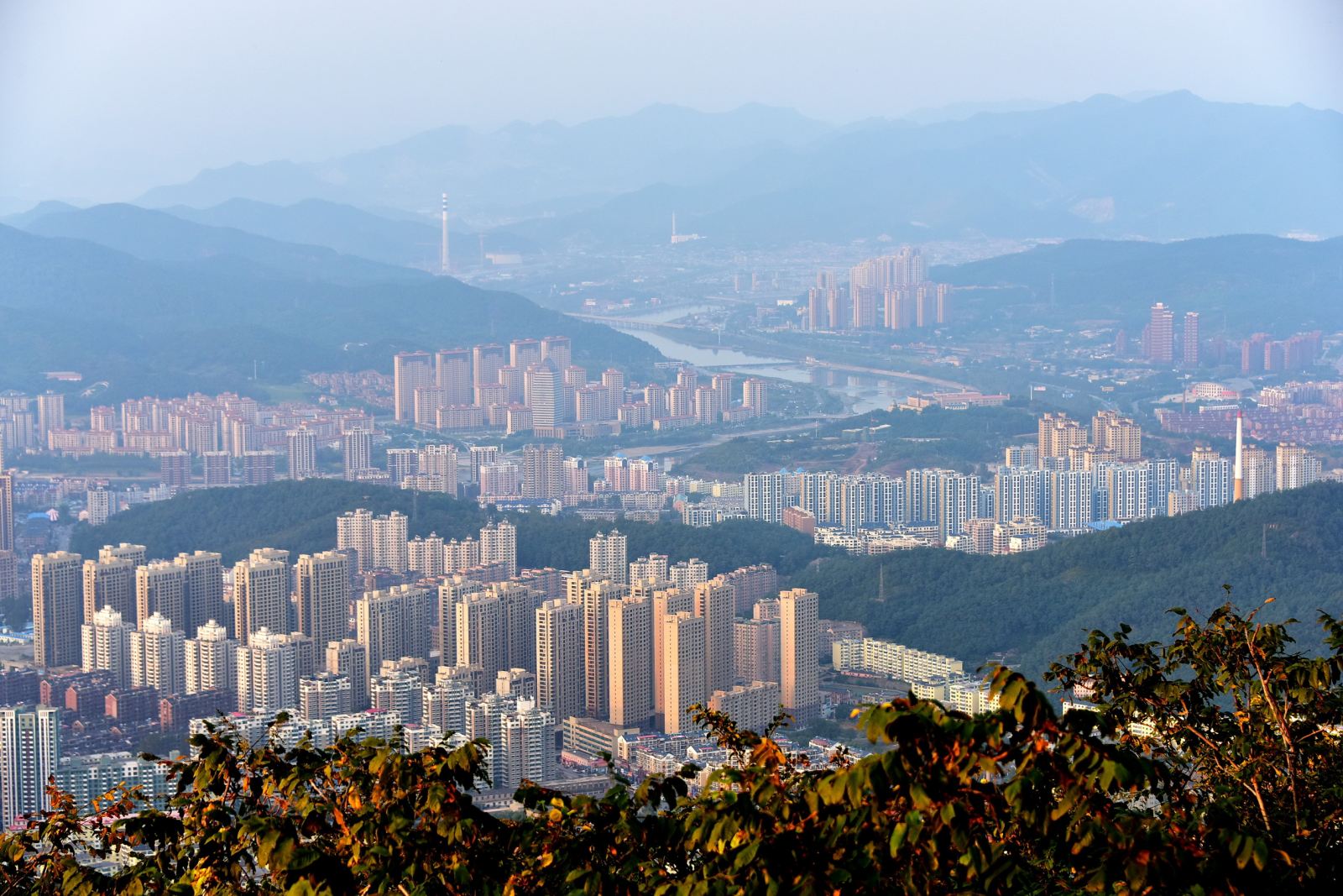 探寻本溪小巷中的独特风味